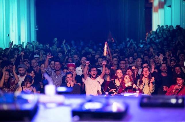 Credito d'imposta a teatri e spettacoli dal vivo (art. 36-bis, l. 69/2021) Credito d'imposta a teatri e spettacoli dal vivo (art. 36-bis, l. 69/2021)